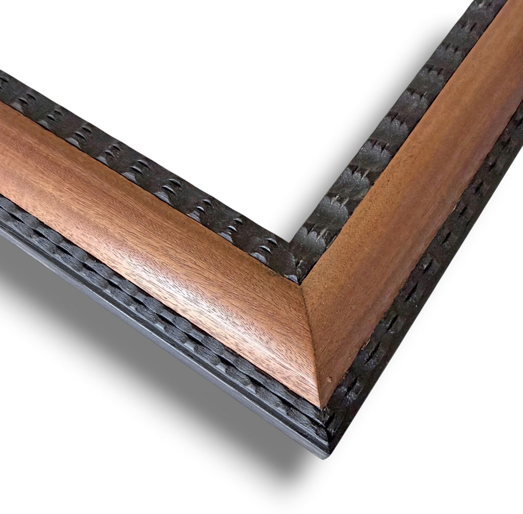 Delia Guilloché noir placage acajou